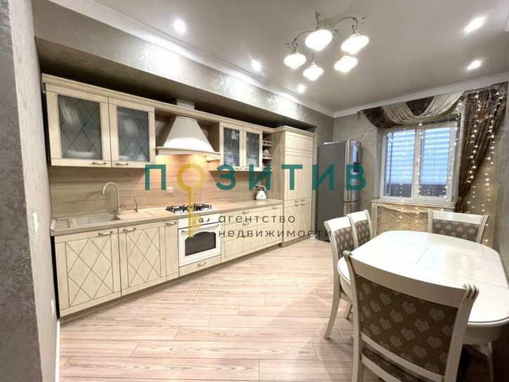 2-комн квартира Октябрьская пл, 458б