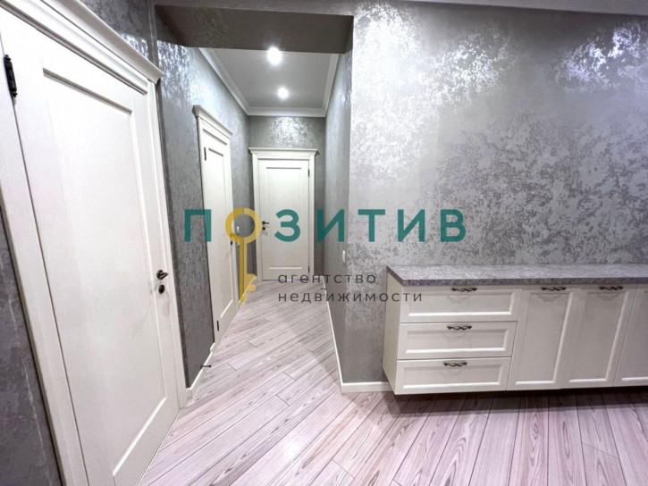 2-комн квартира Октябрьская пл, 458б