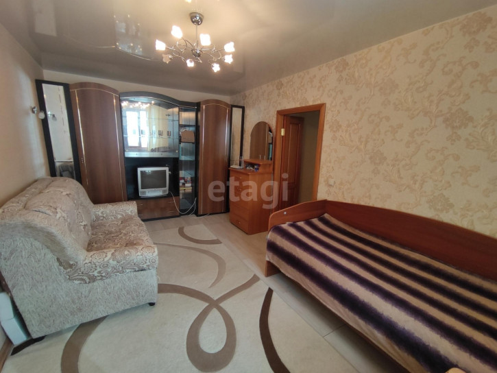 1-комн квартира Таймырская, 70