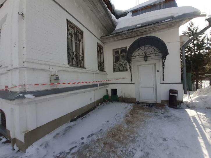 Помещение свободного назначения Долматова ул, 16