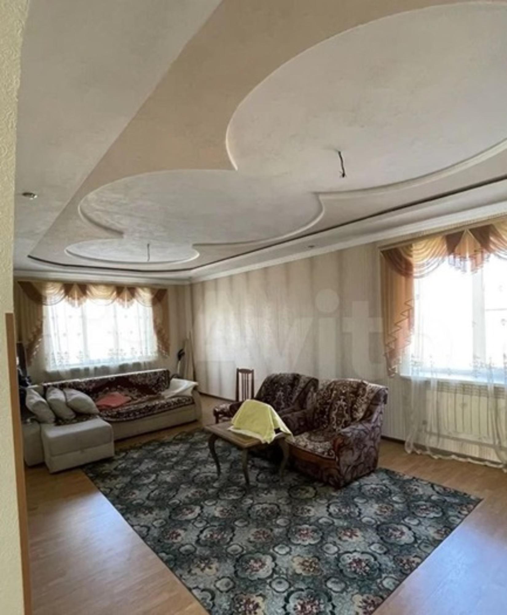 Купить дачу, дом, коттедж за 13 500 000 рублей на Луначарского улица, 789