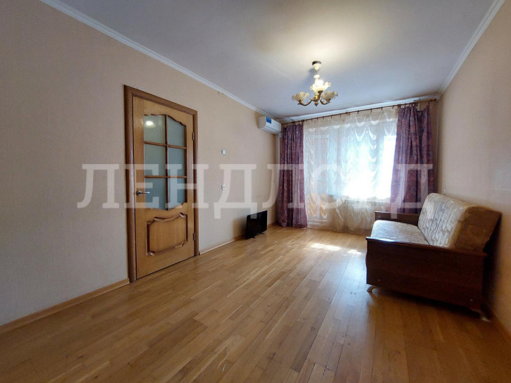 2-комн квартира бульвар Комарова, 10