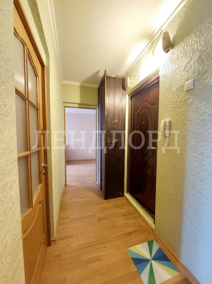 2-комн квартира бульвар Комарова, 10