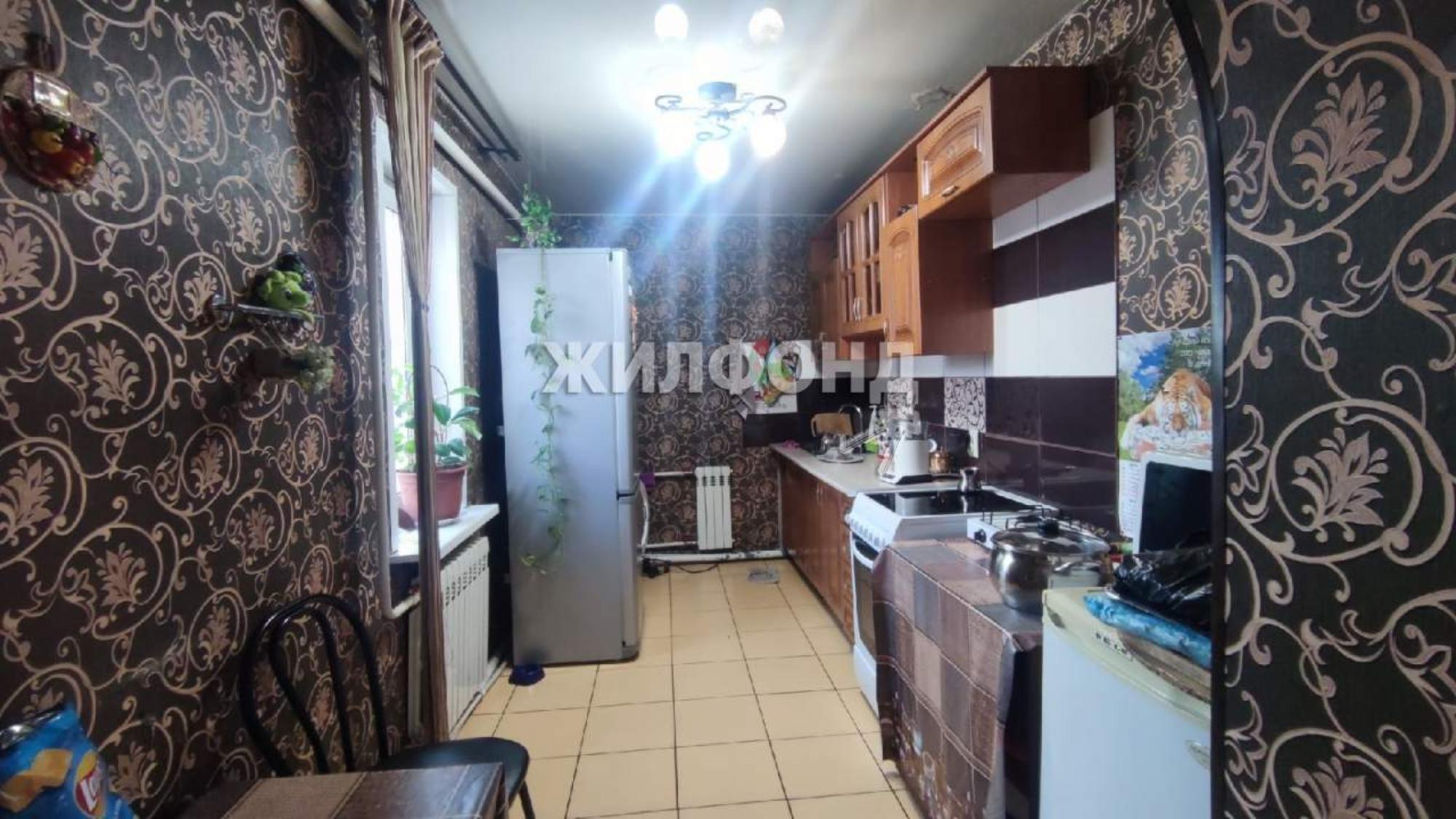 Купить дачу, дом, коттедж за 8 000 000 рублей на СНТ 3 ряд 1 улица