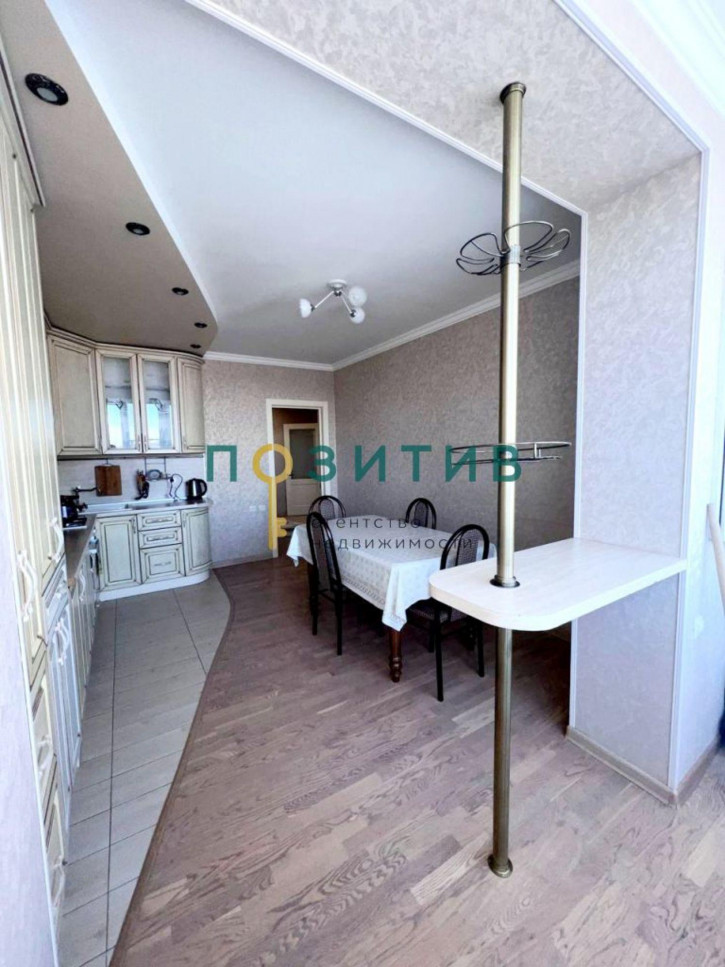3-комн квартира Кисловодская ул, 118