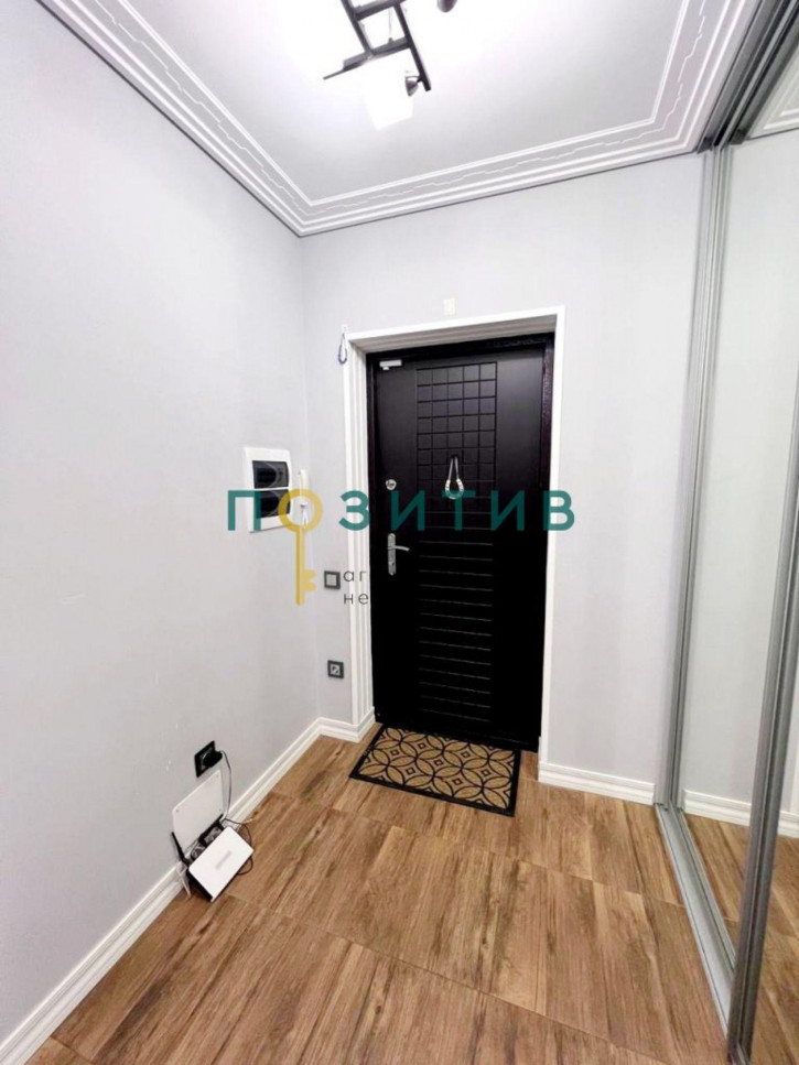 3-комн квартира Октябрьская пл, 31 а
