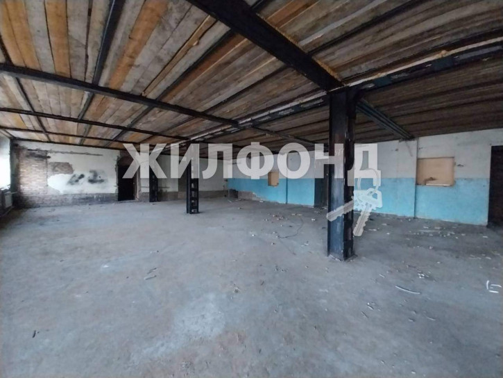 4-комн квартира Кочетова улица, д.1
