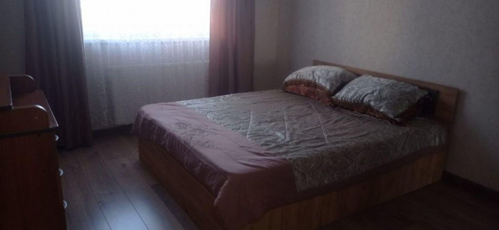 1-комн квартира Половинко ул, 280\3