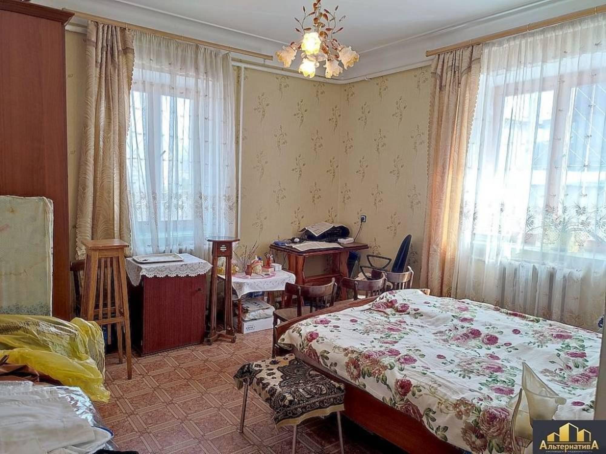 Купить квартиру за 13 000 000 рублей на Подгорная ул.