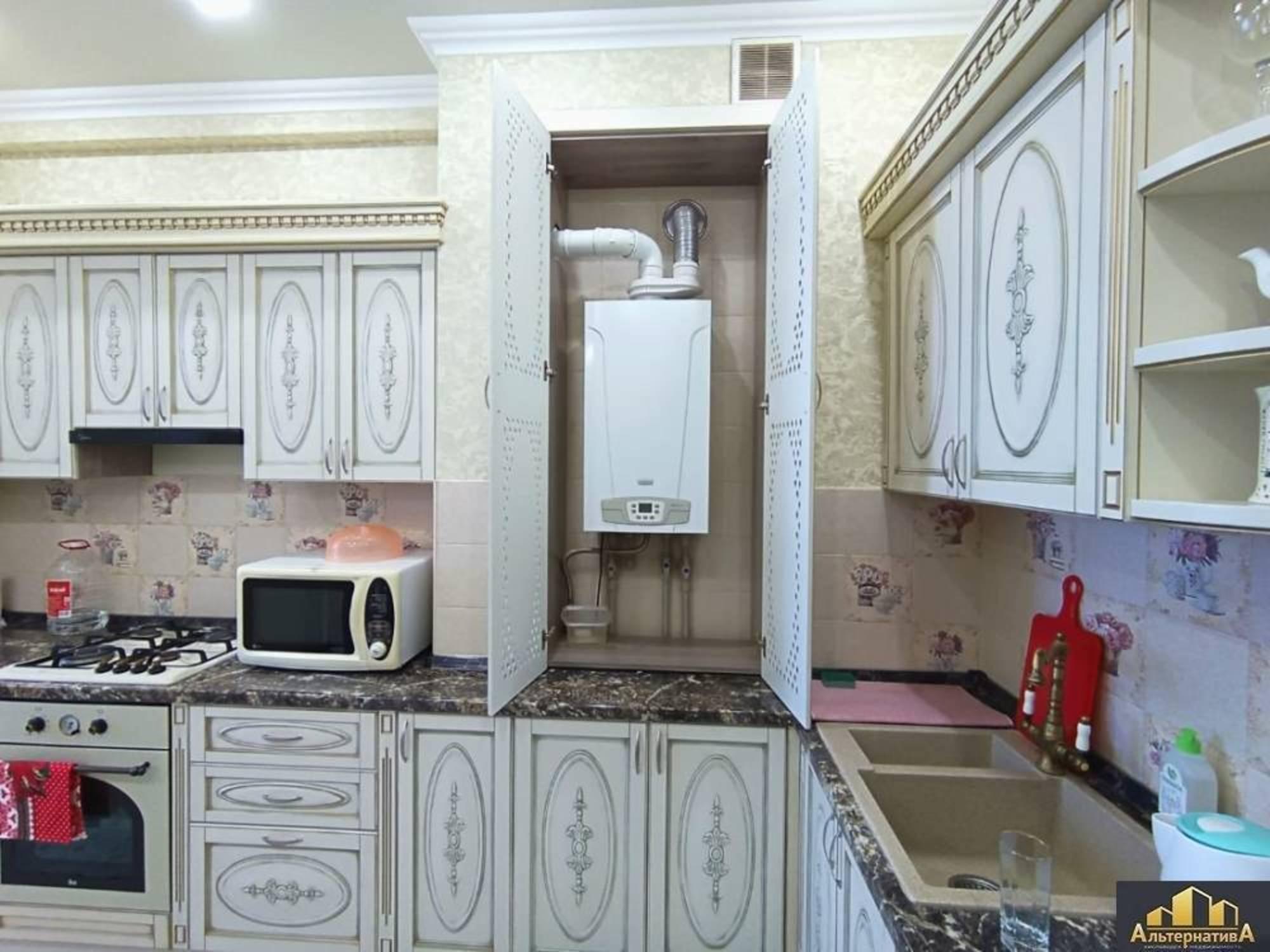Купить квартиру за 13 500 000 рублей на Революции ул.