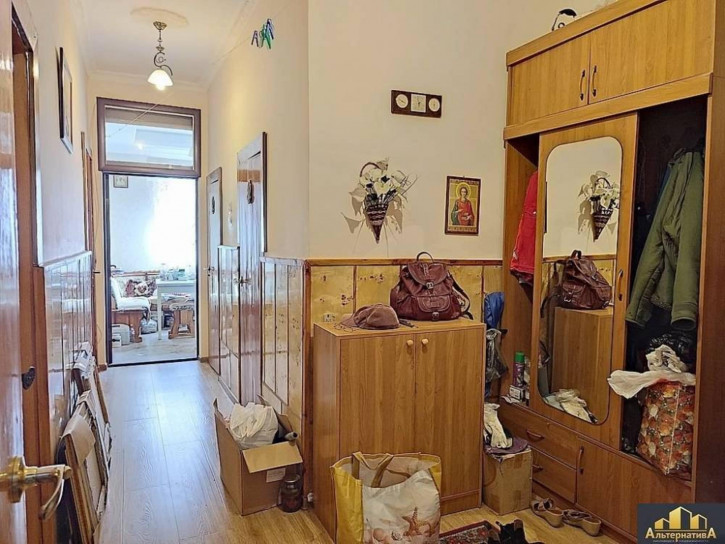 3-комн квартира Подгорная ул.