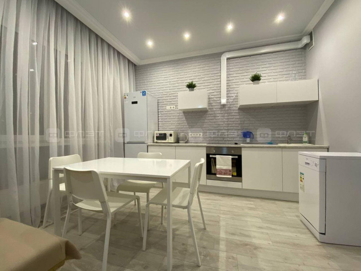 2-комн квартира ул. Павлюхина, дом 110В