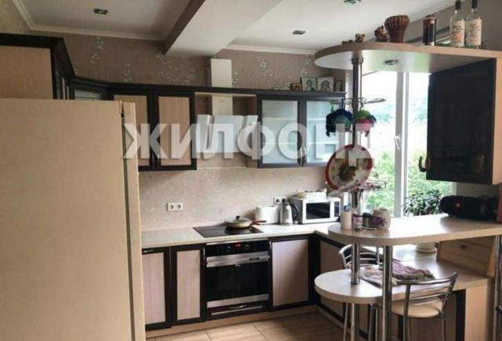 4-комн квартира Мостовой переулок, д.27