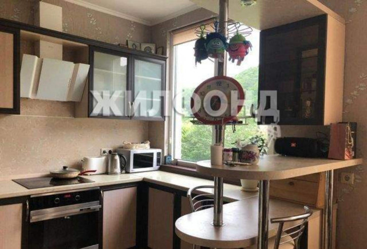 4-комн квартира Мостовой переулок, д.27