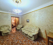 3-комн, 98кв м, этаж 1/5 ул. КИМ,  д.16