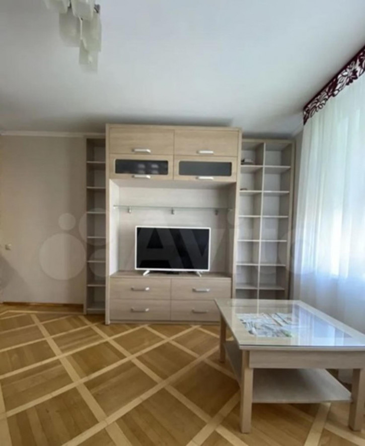 2-комн квартира Крупской улица, 101