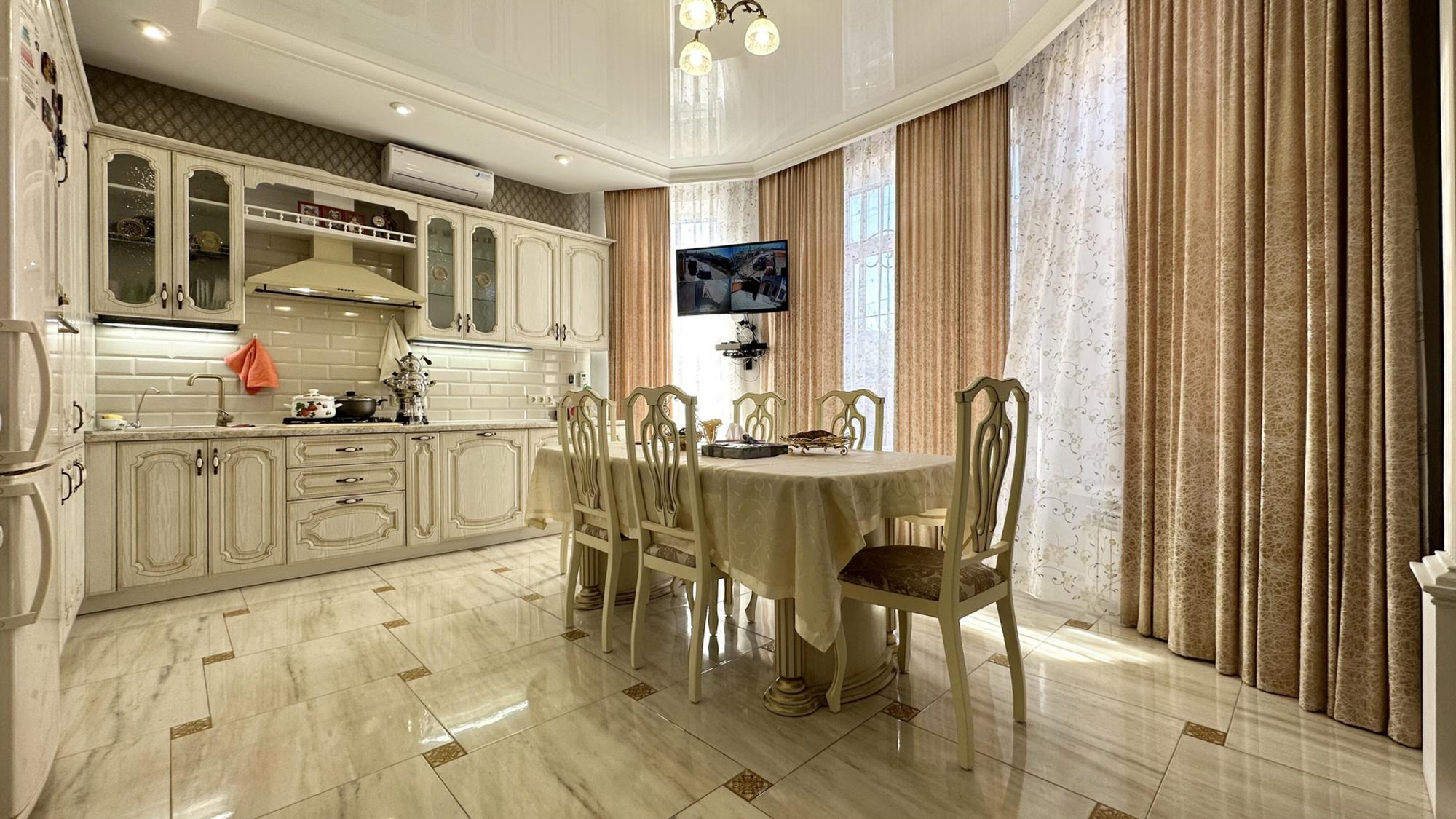 Купить дачу, дом, коттедж за 18 000 000 рублей на Цимлянская улица, 16