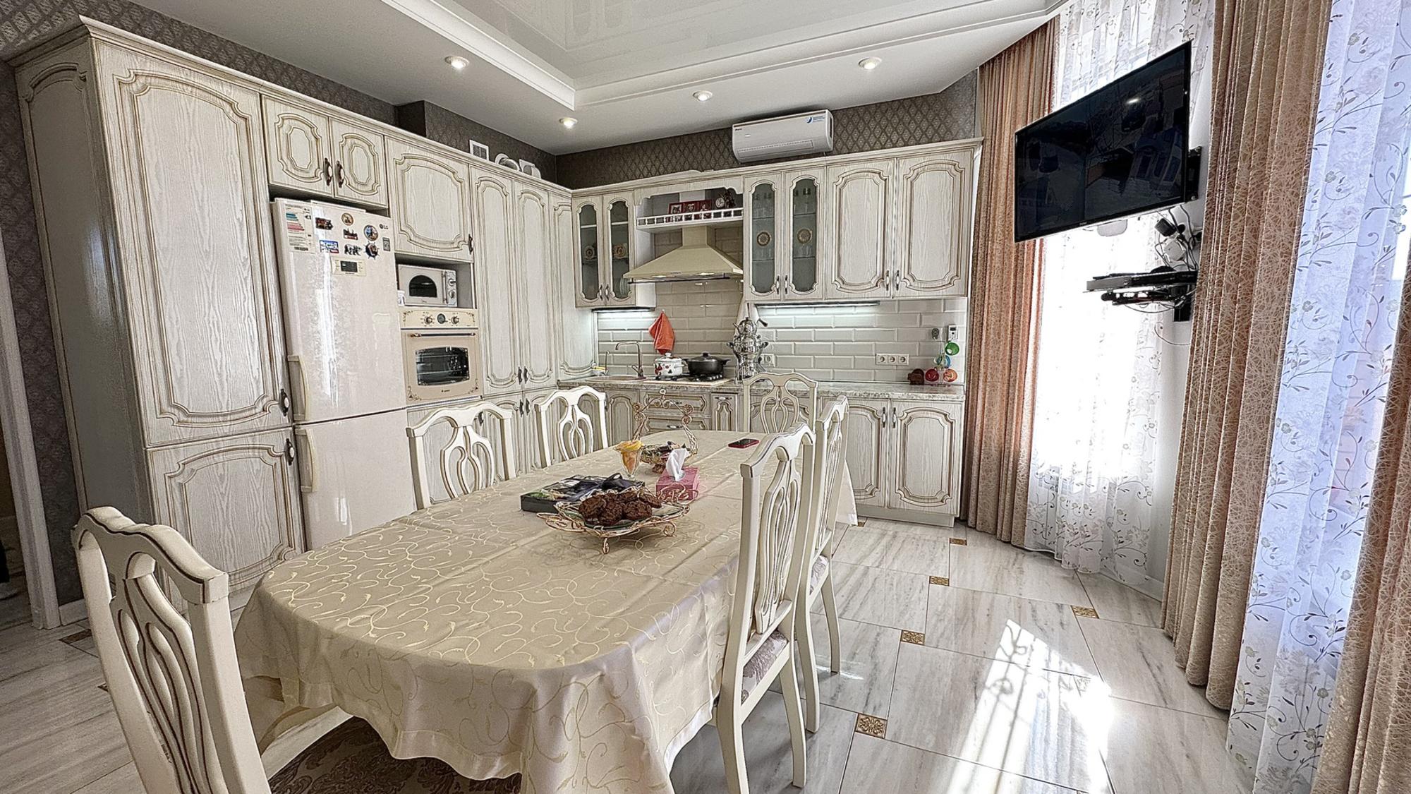 Купить дачу, дом, коттедж за 18 000 000 рублей на Цимлянская улица, 16