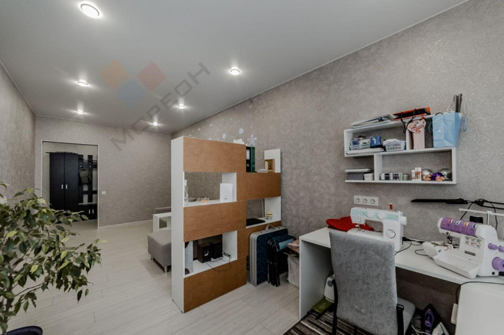 2-комн квартира Заполярная ул, 39к5