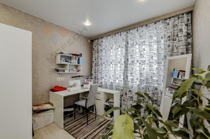 2-комн квартира Заполярная ул, 39к5