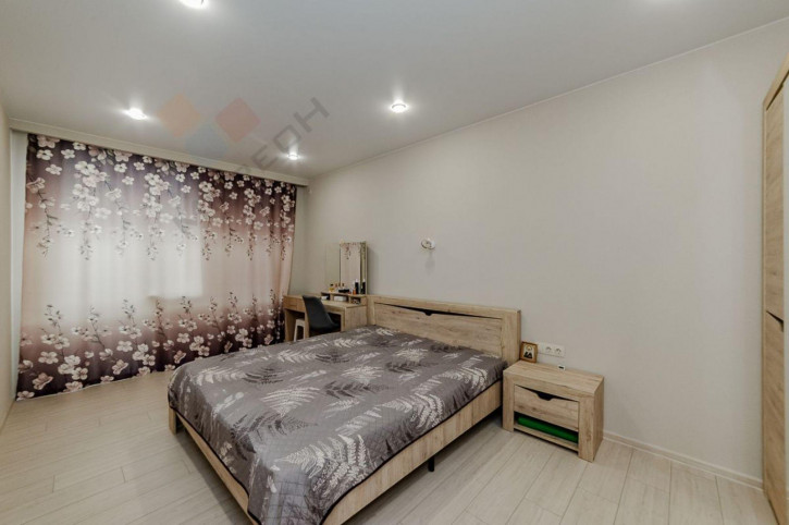 2-комн квартира Заполярная ул, 39к5