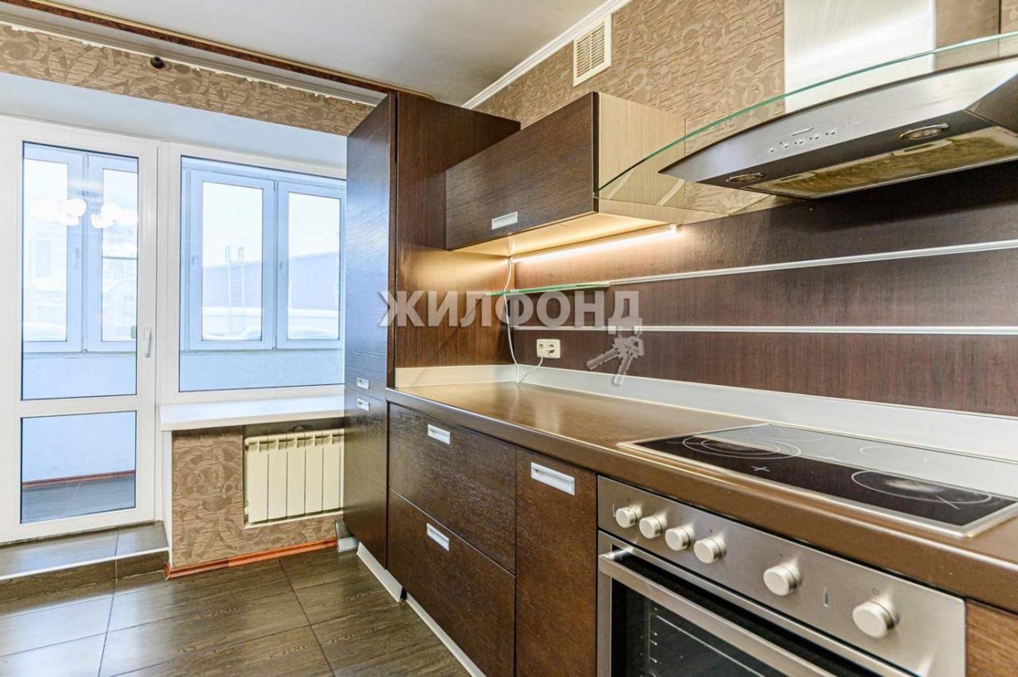 Купить квартиру за 18 390 000 рублей на Революции улица, д.10