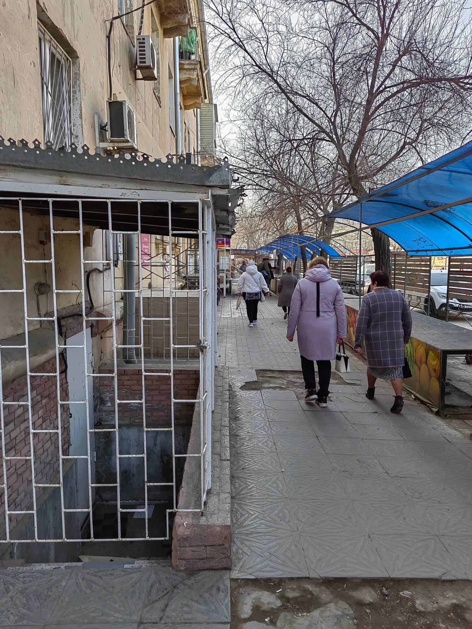 Сдать помещение свободного назначения за 30 000 рублей на г. Астрахань, Советский р-н, ул. Богдана Хмельницкого , 31
