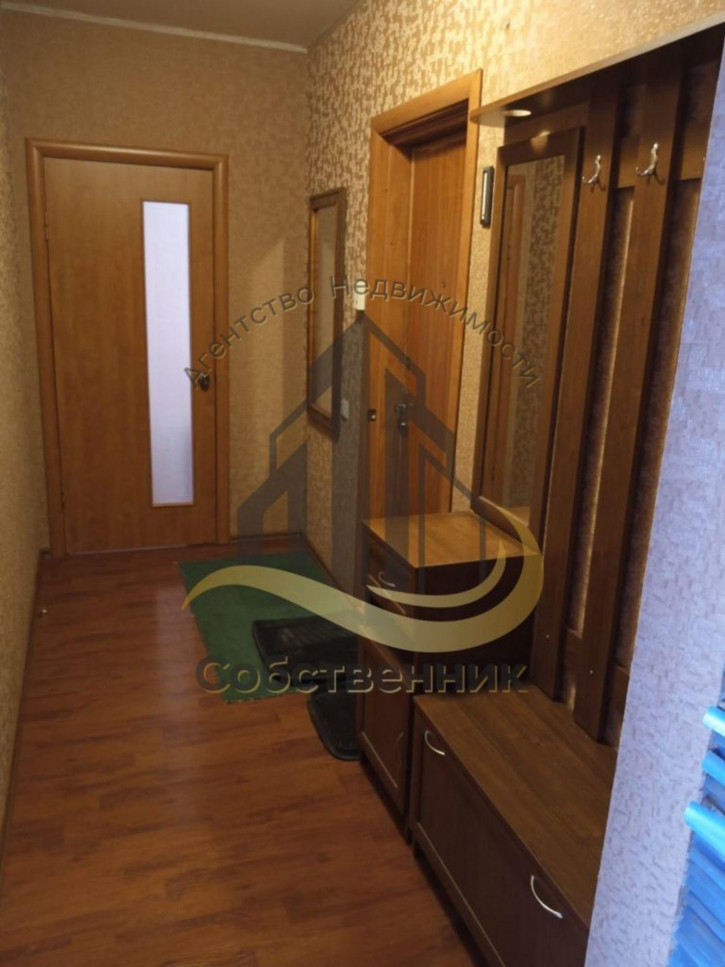 2-комн квартира Зеленый Лог мкр, 1а