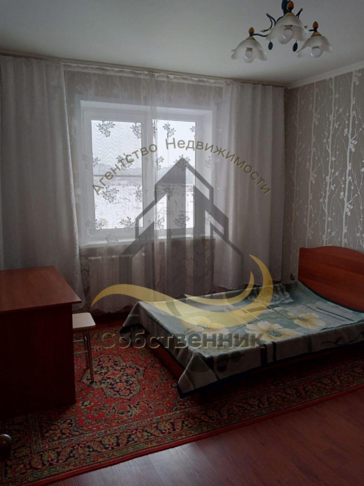 2-комн квартира Зеленый Лог мкр, 1а