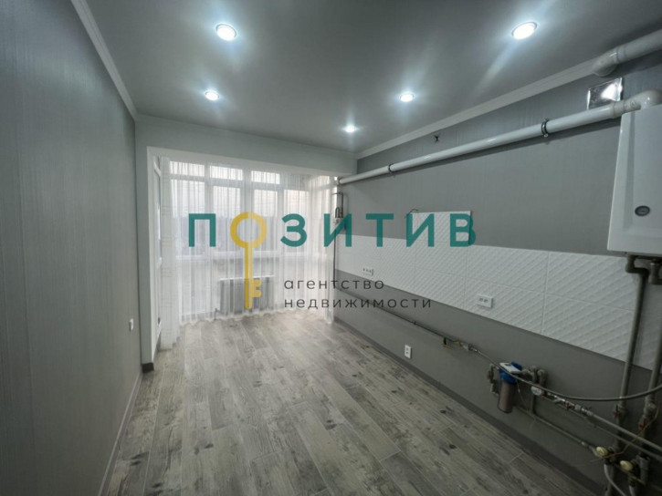1-комн квартира Кленовая ул, 1