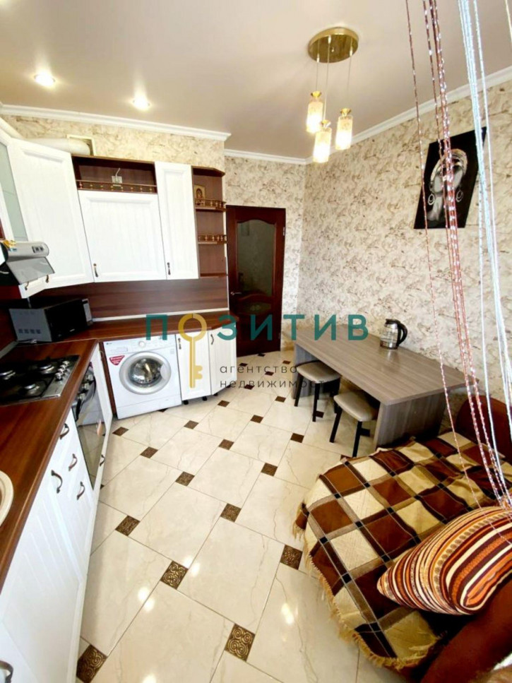2-комн квартира Орджоникидзе ул