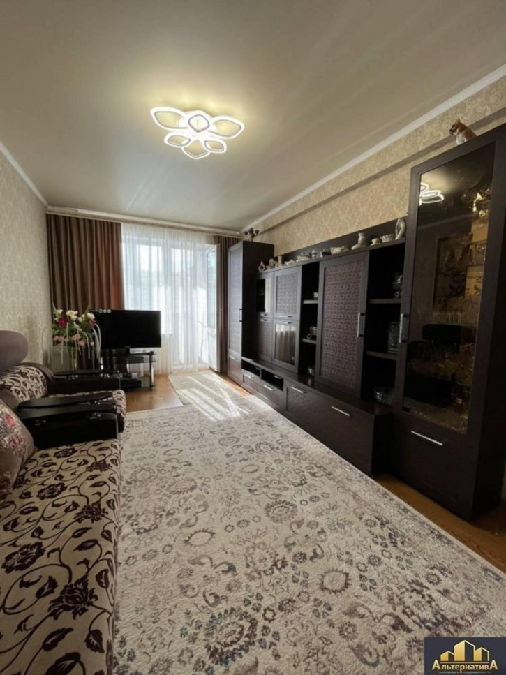 2-комн квартира Героев Медиков ул.