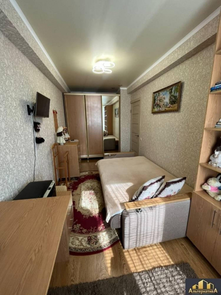 2-комн квартира Героев Медиков ул.