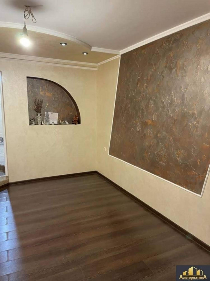 2-комн квартира Фрунзе ул.