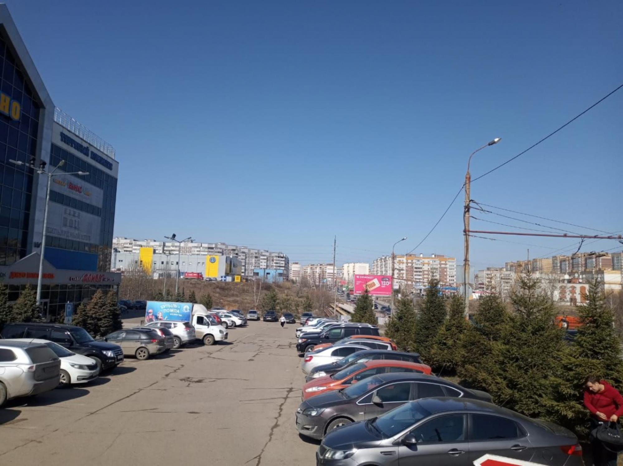 Купить помещение свободного назначения за 89 000 000 рублей на ул Юлиуса Фучика, 155/9