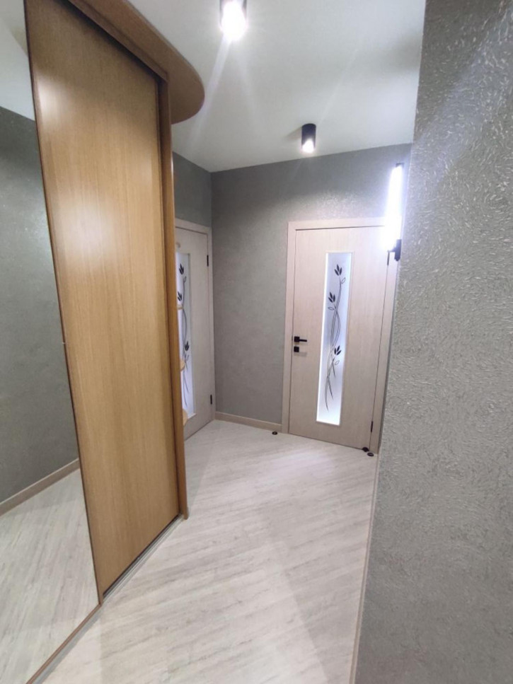 3-комн квартира Ленина пр-кт, 69