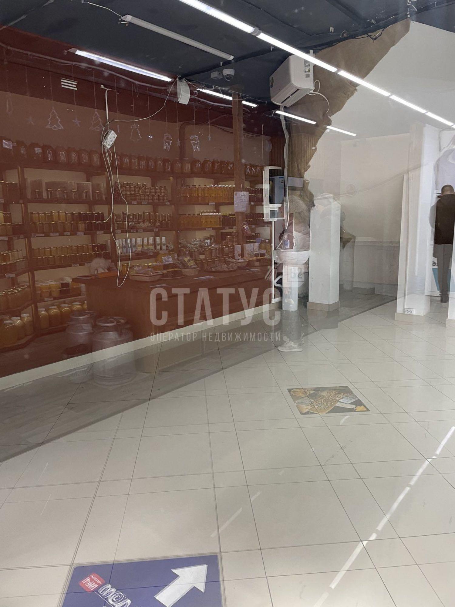 Сдать торговое помещение за 63 000 рублей на Свердлова ул, 13