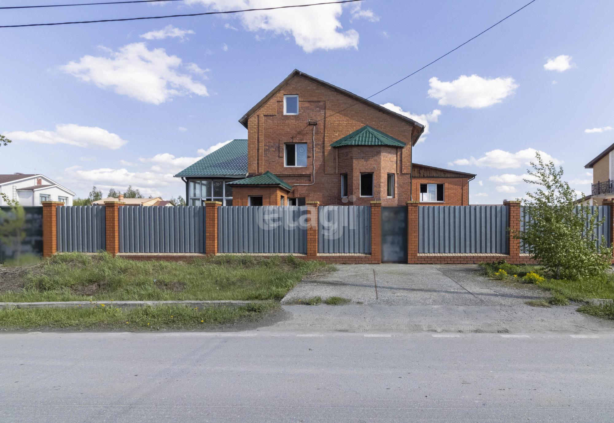 Купить дачу, дом, коттедж за 22 000 000 рублей на Вишневая, 29