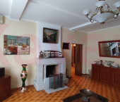 5-комн, 180кв м, этаж 4/4 Энгельса ул.