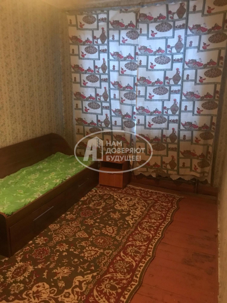 3-комн квартира улица Челюскинцев, 10