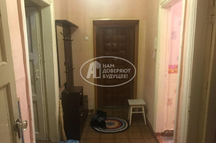 3-комн квартира улица Челюскинцев, 10