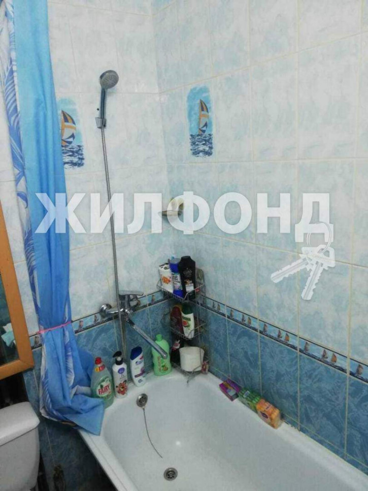 3-комн квартира Строителей улица, д.7