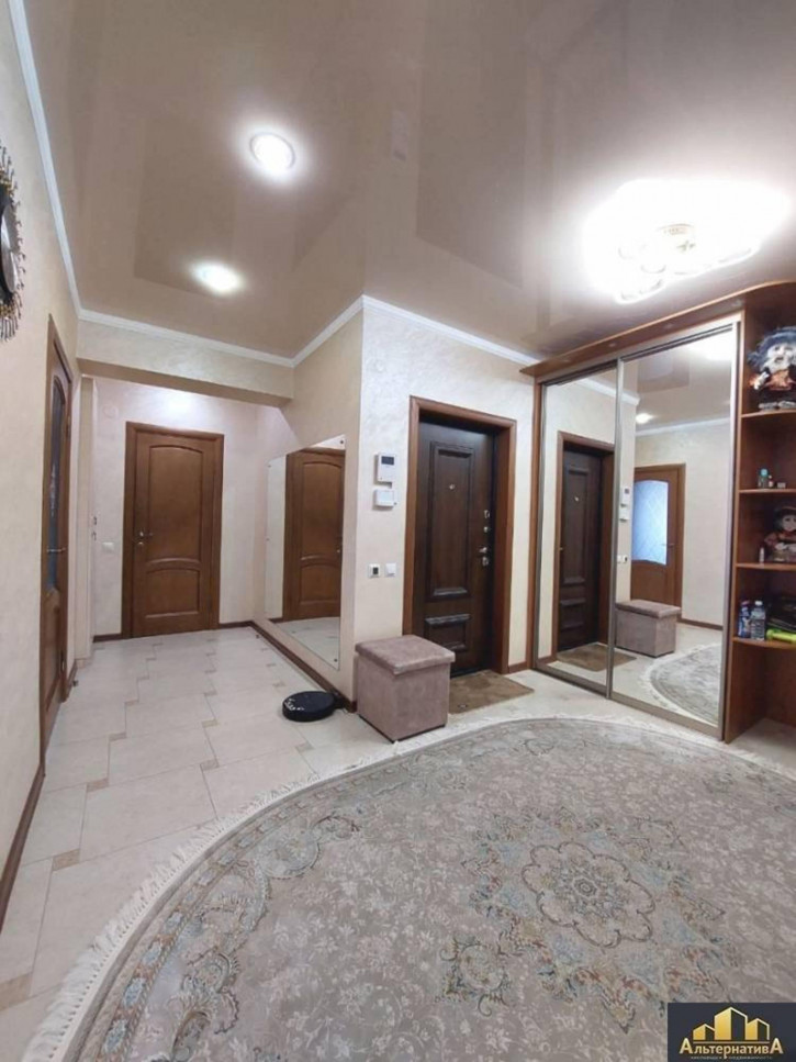 3-комн квартира Марцинкевича ул.