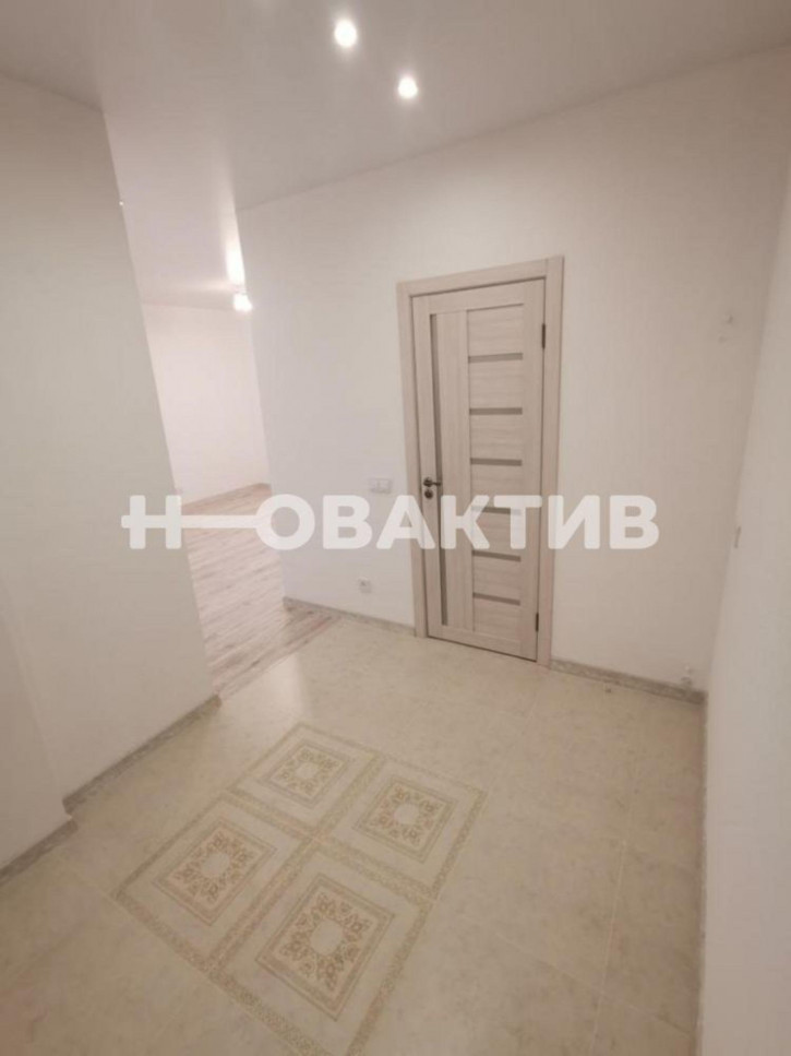 2-комн квартира улица Светлановская, 52/1