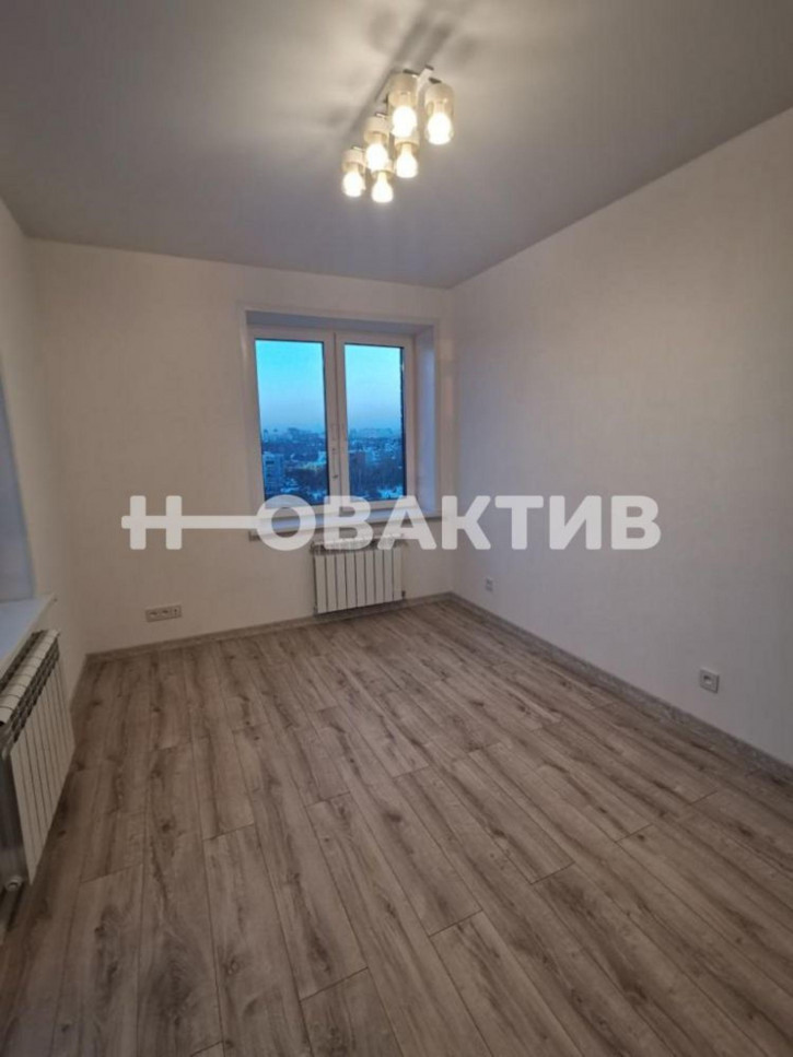 2-комн квартира улица Светлановская, 52/1