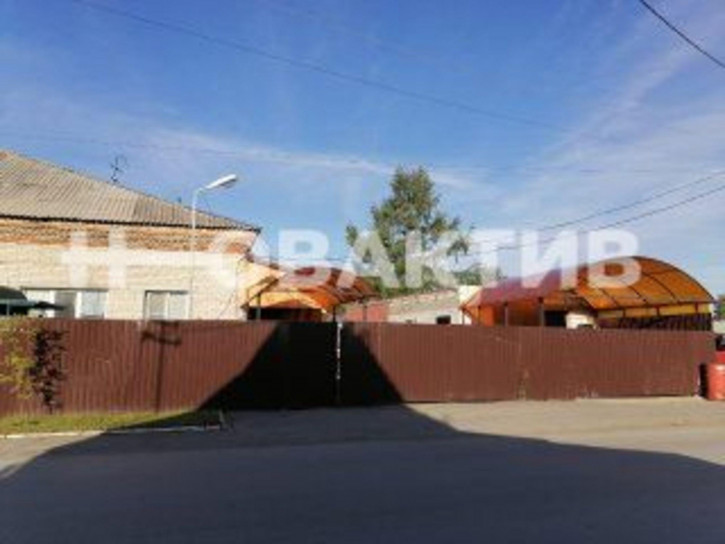 Торговое помещение Коммунистическая улица, 100, рабочий посёлок Ордынское, Новосибирская область Координаты
