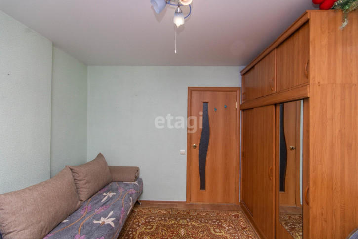 3-комн квартира Строителей, 16
