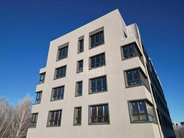 2-комн квартира Академическая, 4