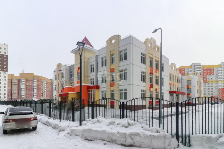Студия Новоселов, 109