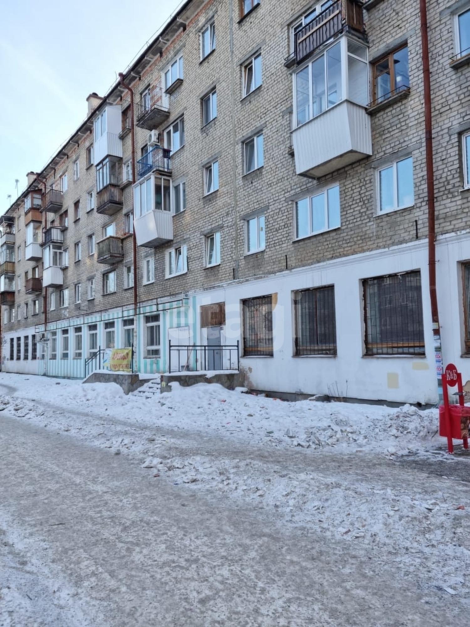 Сдать торговое помещение за 99 000 рублей на Екатеринбург